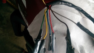 Kabel vom Schalter schwarz gelb zu rot Aspes ist Kill.jpg