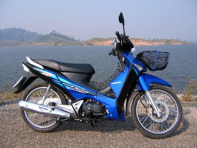 Honda_Wave_125_S_2007.jpg